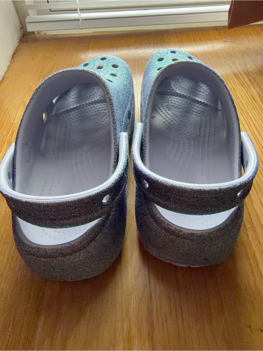 Crocs Size 7W Purple Glitter Sparkle - Picture 4 of 12